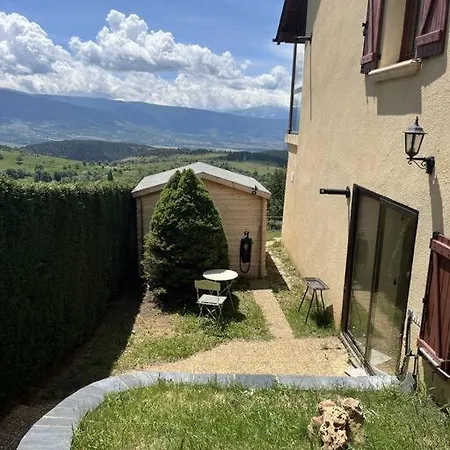 Jacuzzi Prive & Jardin - T2 Cosy Proche Font-romeu
