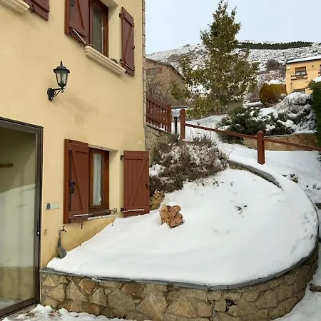 Jacuzzi Prive & Jardin - T2 Cosy Proche Font-romeu *